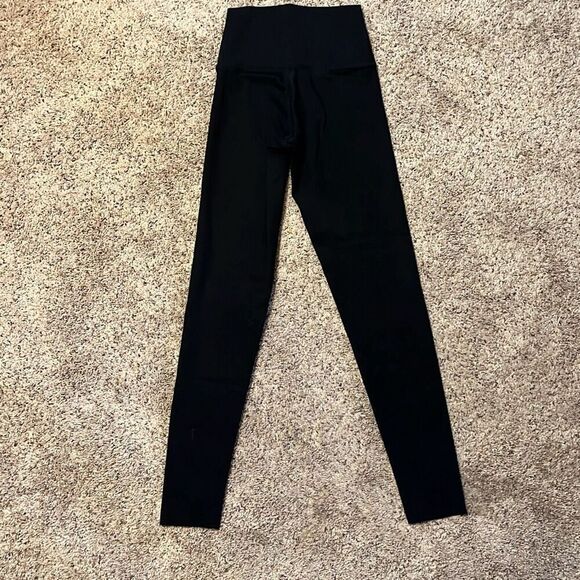 Offline by Aerie Black High Waist Leggings Size XS - Picture 2 of 5